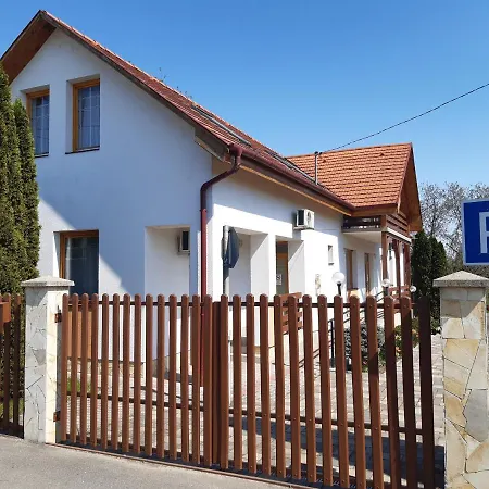 Gasthuis Ueveghid Vendeghaz