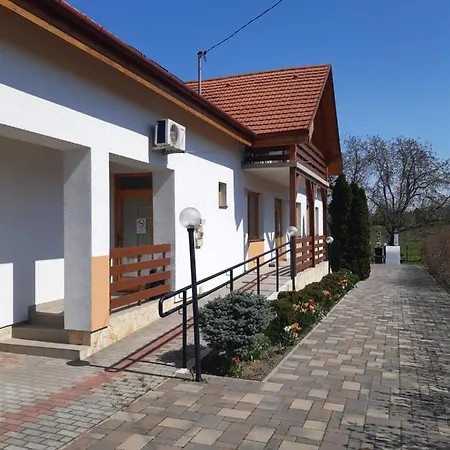 Ueveghid Vendeghaz Gasthuis