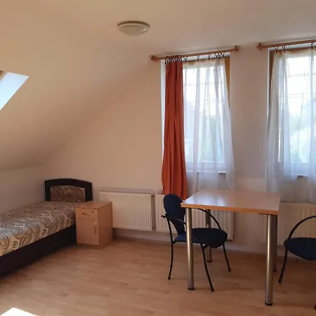 Gasthuis Ueveghid Vendeghaz