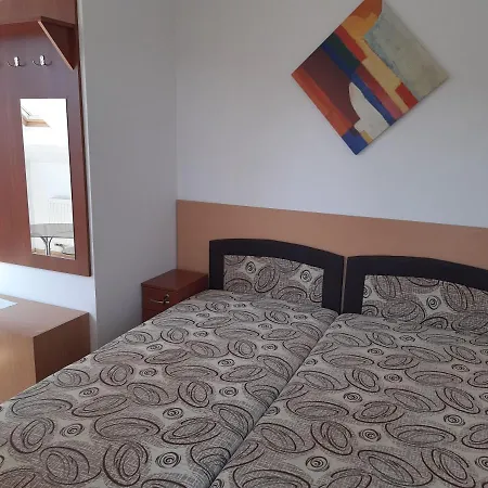 Ueveghid Vendeghaz Gasthuis 3*